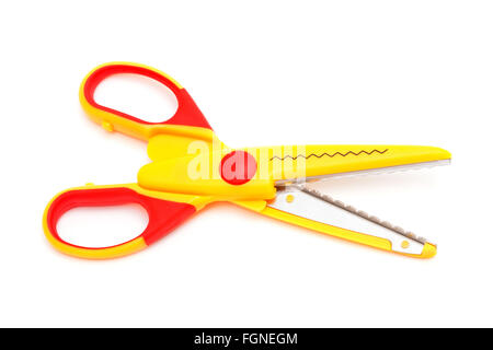 Moderne gelbe Schere auf weißem Hintergrund Stockfoto