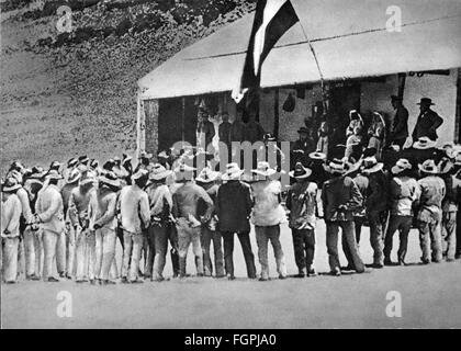 Kolonialismus, Afrika, Deutsch-Südwestafrika, Aufstand der Herero und Namaqua 1904 - 1908, Kapitulation der Bondelswarts-Nama vor Oberstleutnant Ludwig von Estorff, 25.12.1906, 20. Jahrhundert, Imperialismus, Kolonialherrschaft, Kolonialherrschaft, Kolonie, Kolonien, kriechen für Afrika, Deutsch-Südwestafrika, Namibia, Deutschland, Deutsches Reich, Eingeborene, Eingeborene, Indigene Völker, Bondelswarts, Khoikhoi, Nama, James Morenga, Kapitulation, Unterwerfung, Unterwerfung, Aufstand, Aufstände, historisch, historisch, Menschen, 1900er Jahre, zusätzliche-Rechte-Clearenzen-nicht verfügbar Stockfoto