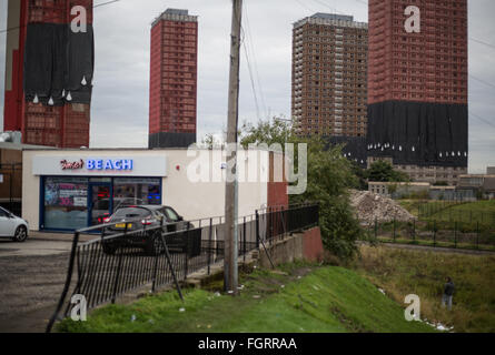 Red Road Wohnungen - einen Tag vor ihrem Abriss im Balornock in Glasgow, Schottland, auf Samstag, 10. Oktober 2015. Stockfoto