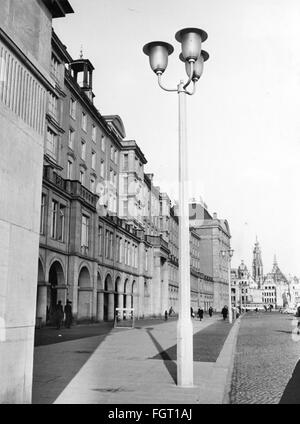 Geographie / Reisen, Deutschland, Dresden, Plätze, Altmarkt, Wohnhäuser, 21.1.1958, Additional-Rights-Clearences-not available Stockfoto