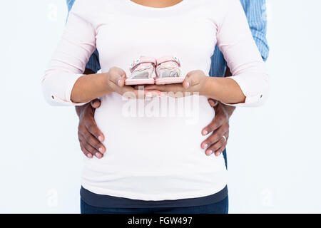 Mittelteil des Paares mit Schuhen Stockfoto