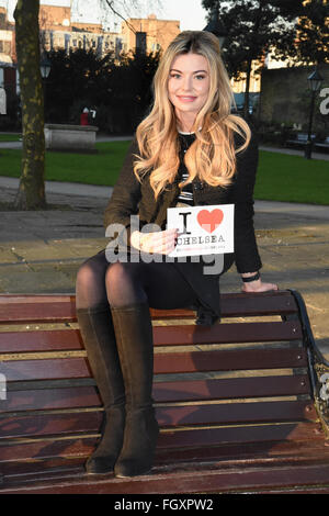 Gemacht im Chelsea star Georgia Toffolo schließt sich 'No Crossrail Chelsea Kampagne' bei einem Fototermin im Taubenschlag grün, Chelsea, London mit: Georgia Toffolo Where: London, Vereinigtes Königreich bei: 19. Januar 2016 Stockfoto