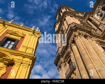 Bischöflichen Bischofspalast und die Kathedrale, Stadt Malaga Costa del Sol Andalusien Südspanien Stockfoto