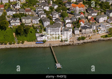 Luftbild, Hafeneinfahrt von Sassnitz und Mole, Sassnitz, Rügen, Mecklenburg-Vorpommern, Deutschland, Europa, Ostsee, Antenne Stockfoto