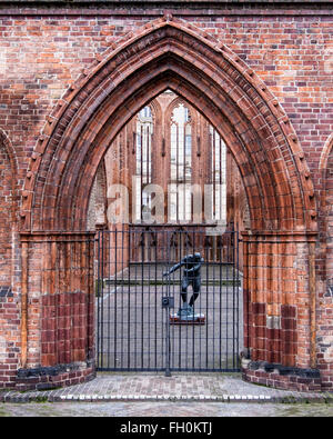 Berlin Franziskaner Kloster, Franziskaner-Klosterkirche. Eingang zu den Ruinen des mittelalterlichen Klosters in der Berliner Altstadt Stockfoto