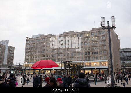 BERLIN - Februar 18: Alexanderplatz in Berlin-Mitte am 18. Februar 2016. Stockfoto