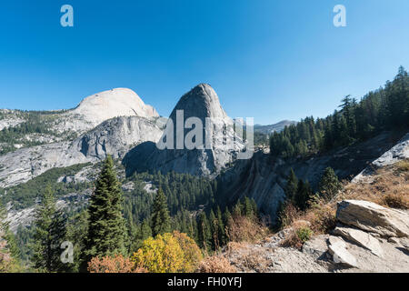 Liberty Cap, Yosemite-Nationalpark, Kalifornien, USA, Nordamerika Stockfoto