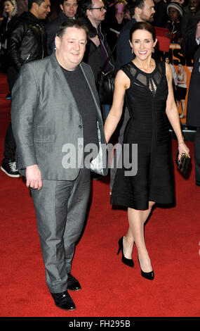 London, UK. 22. Februar 2016. Johnny Vegas Teilnahme an der World Premiere von GRIMSBY die Odeon Leicester Square in London 22. Februar 2016 Credit: Peter Phillips/Alamy Live News Stockfoto