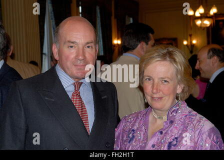 General Lord Richard Dannatt und Ehefrau Philippa (Pippa) 1990er Jahre UK HOMER SYKES Stockfoto