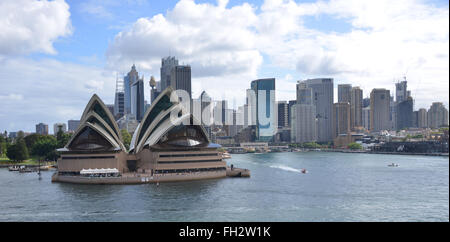 Circular Quay und das Opera House, Sydney aus einer Abfahrt Kreuzfahrtschiff Stockfoto