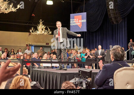 Las Vegas, Nevada, USA. 23. Februar 2016. Marco Rubio Kampagnen für die republikanische Nominierung zum Präsidentschaftskandidaten im Silverton Casino in Las Vegas. HINTERGRUND. Bildnachweis: Jennifer Mack/Alamy Live-Nachrichten Stockfoto