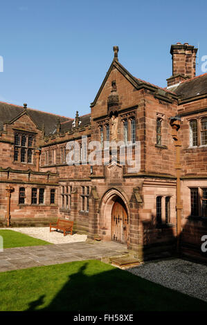 Eingang des Gladstones Bibliothek in Hawarden North Wales UK Stockfoto