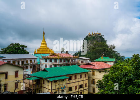 Mount Popa, in der Nähe von Bagan, Myanmar Stockfoto