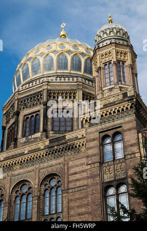 Nahaufnahme von dem Dach des neuen Synagoge, Oranienburger Straße, Berlin-Mitte, Berlin, Deutschland. Stockfoto