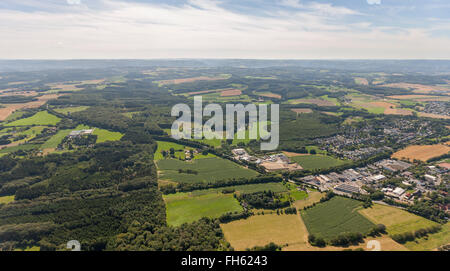 Luftaufnahme, Waldgebiete im Süden von Schwerte Stadtgrenze in Richtung Hagen und Iserlohn, Villigst, Schwert, Ruhrgebiet, Stockfoto