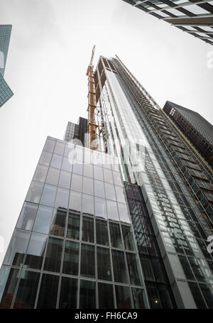 Städtische Baustelle mit Kran - One hundert Oststraße fünfzig dritte Turm / Wolkenkratzer (100 East 53rd Street) Stockfoto