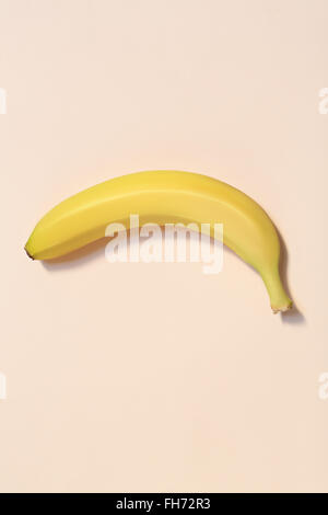 Frische Banane isoliert Stockfoto