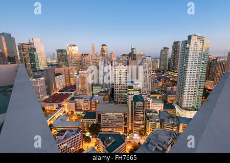 Makati City Skyline. Makati City ist eines der am weitesten entwickelten Geschäft Bezirk von Metro Manila und der gesamten Philippinen. Stockfoto