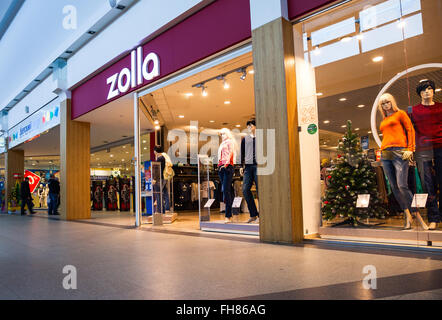 Schaufenster der Zolla Store in Familie Einkaufszentrum MEGA Stockfoto