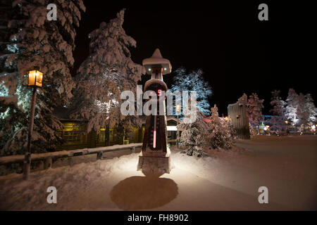 -9 Grad Celsius, Santa Claus Village, Rovaniemi, Finnland Stockfoto