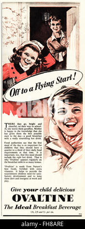 Original Vintage Anzeige aus der 1950er Jahre. Anzeige vom 1956 Werbung Ovomaltine Frühstück Getränke. Stockfoto