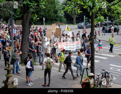 Mai 2015, Demonstration gegen GVO-Kulturen, Straßburg, Elsass, Frankreich Europa Stockfoto