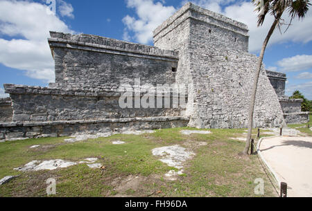 Maya-Wachturm am Tulum Mexiko Stockfoto