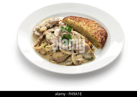 Zürich-Stil Kalbsragout und Rösti Kartoffel, Schweizer Küche Stockfoto