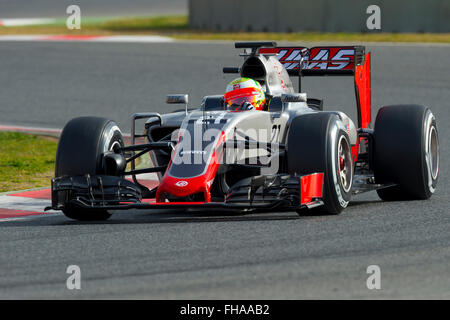 Montmelo, Spanien. 23. Februar 2016. Fahrer Esteban Gutierrez.  Team-Hass. Formel 1 Testtage am Circuit de Catalunya. Montmelo, Spanien. 23. Februar 2016 Credit: Miguel Aguirre Sánchez/Alamy Live-Nachrichten Stockfoto
