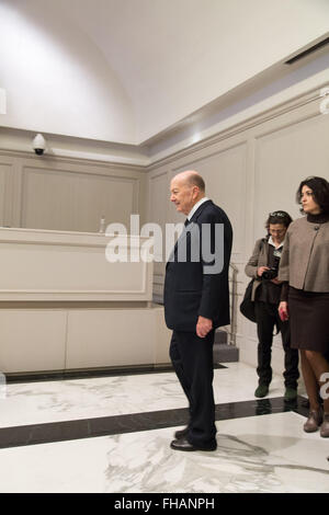 Rom, Italien. 24. Februar 2016. Paolo Grossi neuer Präsident des italienischen Verfassungsgerichtshofs im Palazzo della Consulta in Italien. Verfassungsgericht der Republik Italien wählt Paolo Grossi als seinen neuen Präsidenten mit 14/15 Vorlieben. Bildnachweis: Davide Fracassi/Pacific Press/Alamy Live-Nachrichten Stockfoto