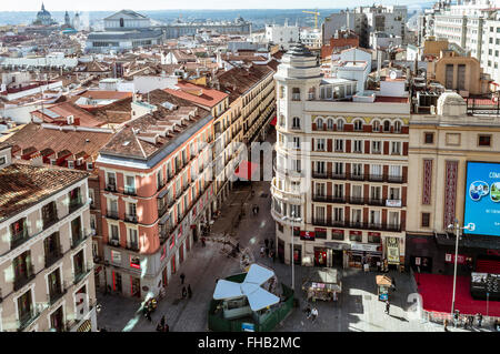 Luftaufnahme eines Teils des Plaza del Callao in Madrid, Spanien. Stockfoto