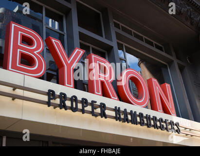 Byron Hamburger Restaurant im Londoner Strand Stockfoto