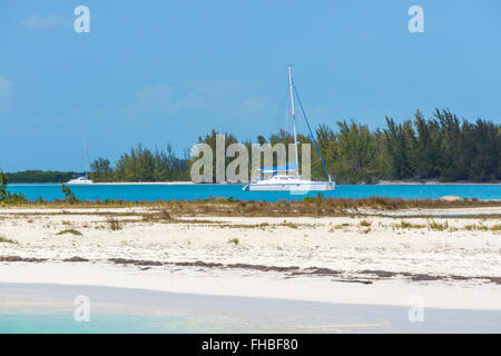 Katamaran am Strand Stockfoto