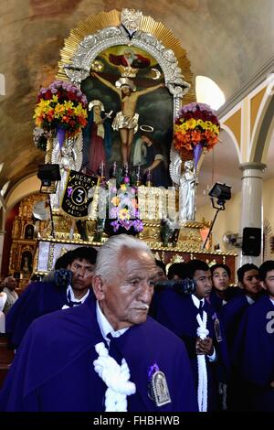 Señor de Los Milagros Prozession - Basilika Virgen de Las Mercedes in PAITA. Abteilung von Piura. Peru Stockfoto