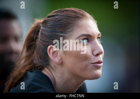 Olympian Hope Solo macht ihr Debüt in der professionellen Frauen Fußball-Liga das team der Seattle-Herrschaft. Stockfoto