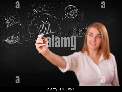 Junge Dame skizzieren finanzielle Diagramm Icons und Symbole Stockfoto