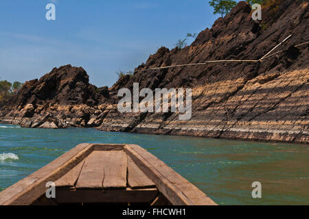 Bootsfahrt auf dem MEKONG RIVER in den 4 tausend Inseln in der Nähe (Si Phan Don) DONE KHONE ISLAND - Süd, LAOS Stockfoto