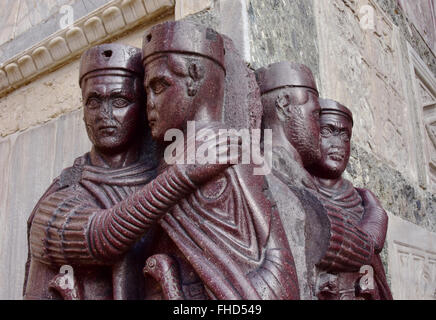 Detail vom Denkmal der vier Tetrarchen, späte römische Kaiser, an der Ecke der Basilika von Saint-Mark in Venedig Stockfoto