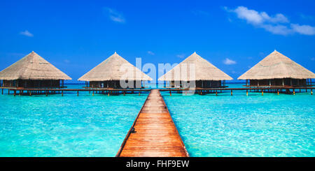 Malediven-Dock klares Wasser Reisen Konzept Stockfoto