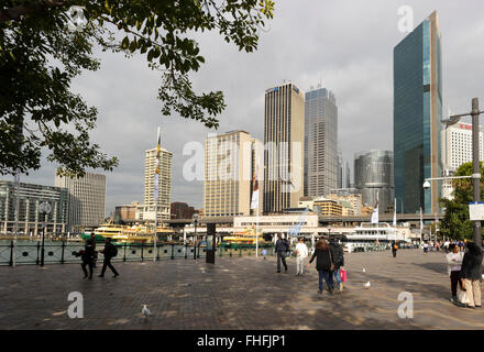 Circular Quay, Central Business District und Personenfähre Terminal, Sydney, New South Wales, Australien. Stockfoto