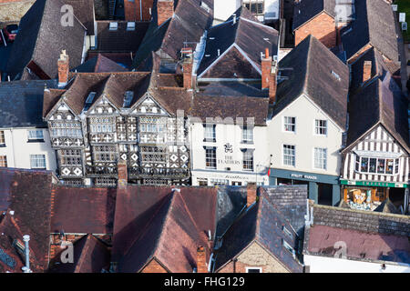 Blick über Ludlow Stadtzentrum von der Spitze des St Laurence Kirchturm, Ludlow, Shropshire Stockfoto