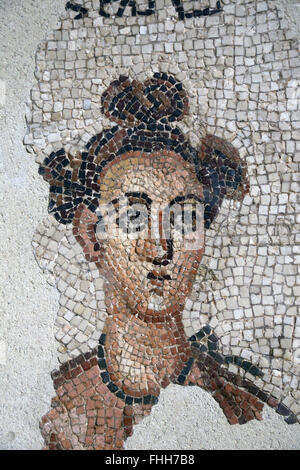 Funeray Mosaiken aus Edessa Region (Urfa, Türkei). Familienporträts geschmückt, die innen Gräber. Römischer Zeit. Frauenkopf. Stockfoto