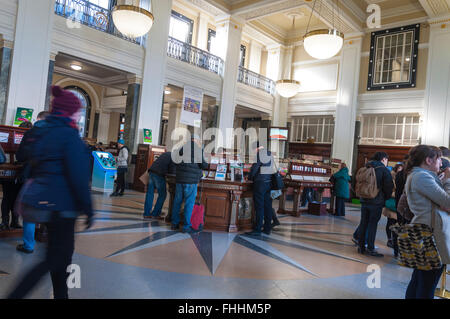 Innere des The General Post Office-GPO in Dublin, Irland das Hauptquartier der irischen Post, Post Stockfoto