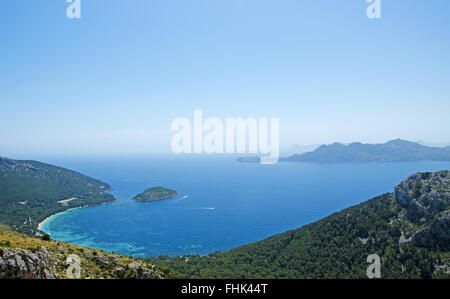 Mallorca, Mallorca, Balearen, Spanien, Europa: Ein Panoramablick auf Cap de Formentor vom Belvedere von talaria gesehen d'Albercutx Stockfoto