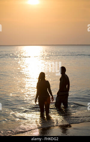 Touristen in der Tapajos schwimmen Stockfoto