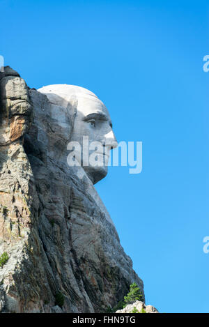 Vertikales Profilansicht von George Washington am Mount Rushmore Stockfoto