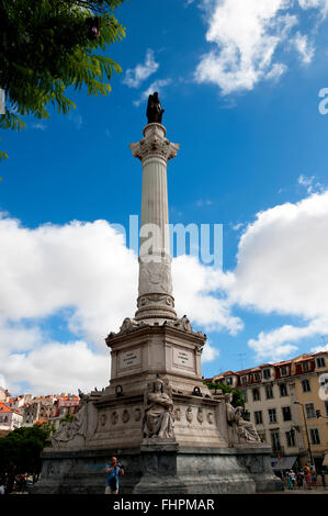 Rossio-Platz ist der populäre Name des Platzes Pedro IV in der Stadt Lissabon in Portugal. Es ist eines der wichtigsten Plätze Stockfoto