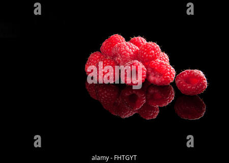 Leckere reife Himbeeren. Stockfoto