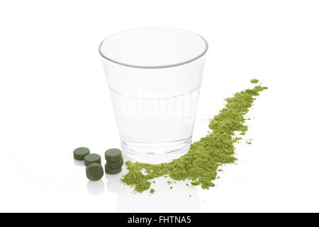 Spirulina, Chlorella und junge Gerste. Stockfoto