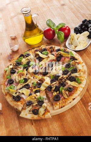 Pizza-Hintergrund. Stockfoto